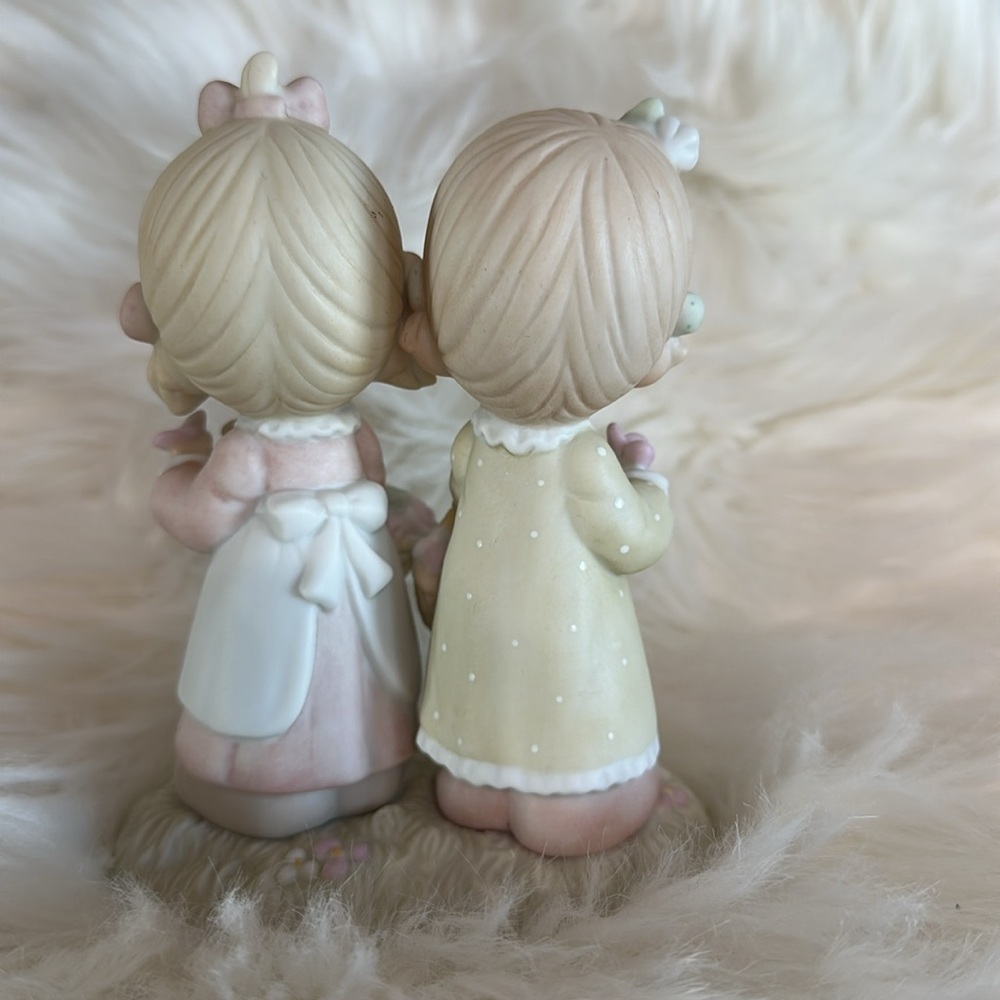 Precious Moments Figure “To My Forever Friend” - Picture 3 of 5